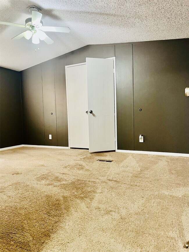 Foto del edificio - 20647 Shady Ln