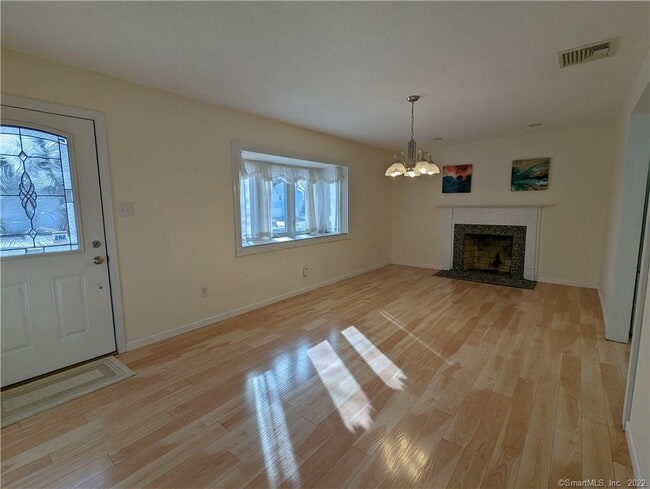 Building Photo - 105 Wentworth Dr