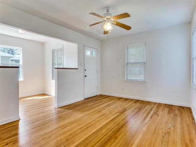 Building Photo - 5433 Thomas Ln
