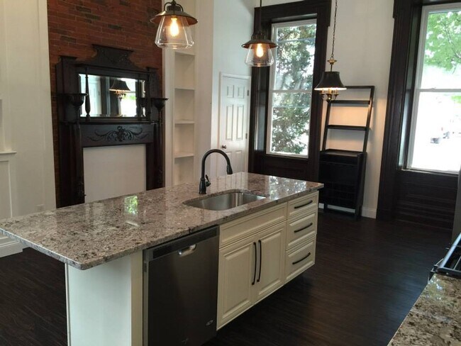 Foto del edificio - 16 S 13th St