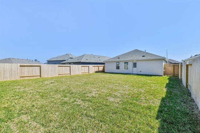 Building Photo - 163 Sterling River Ln