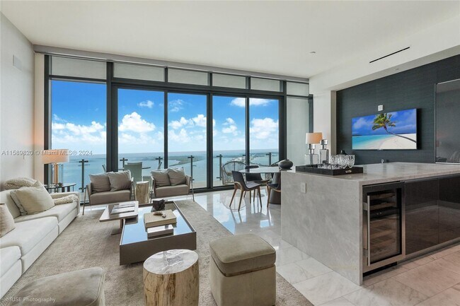 Building Photo - 1451 Brickell Ave