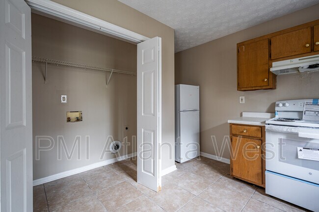 Foto del edificio - 10266 Stone St NW