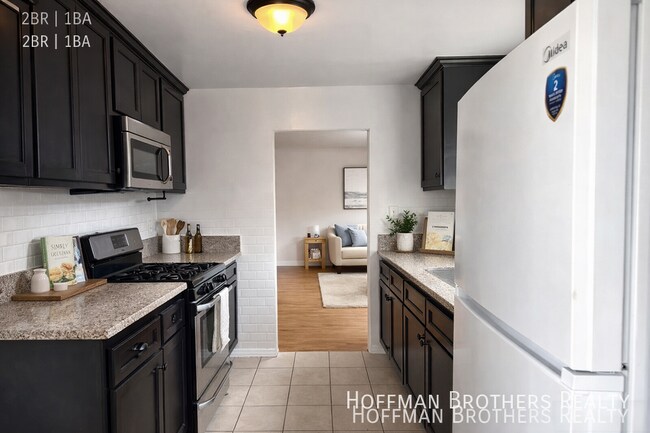 Foto del edificio - 14843 Sylvan St