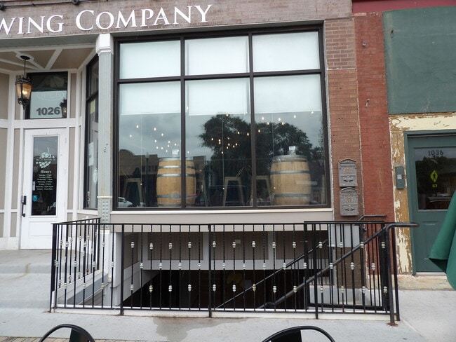 Building Photo - 1026 S State St