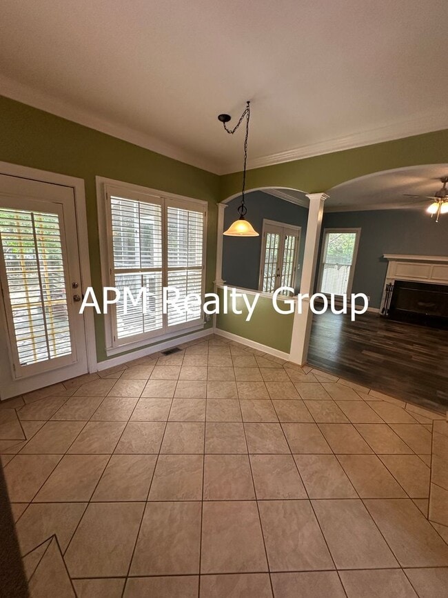 Building Photo - 109 Rolling Creek Cir