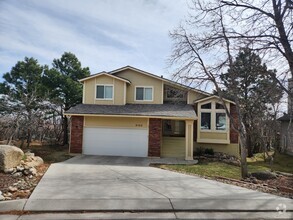 Building Photo - 5142 Broadmoor Bluffs Dr