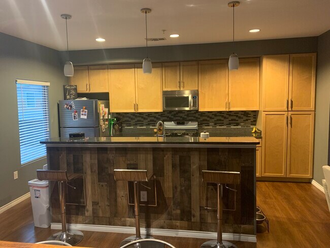 Kitchen / Dining - 2606 Wilson St