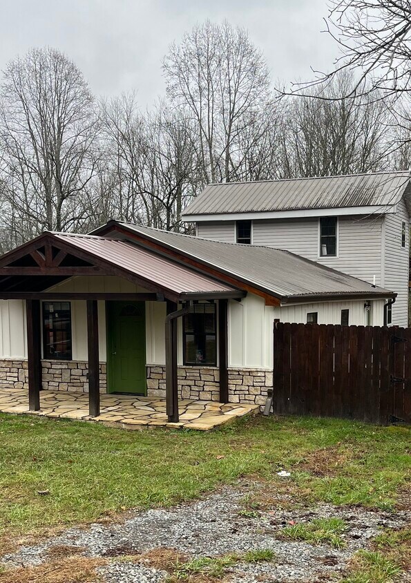 636 Ada St, Blue Ridge, GA 30513 House Rental in Blue Ridge, GA