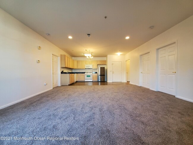 Building Photo - 276 Beachway Ave
