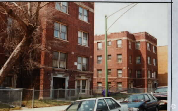 4730 - 4744 N Whipple St - 4730-4744 N Whipple St