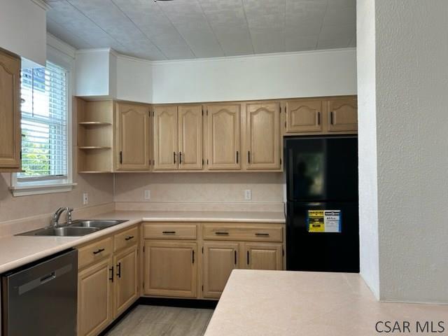 Foto del edificio - 266 Ripple Ave