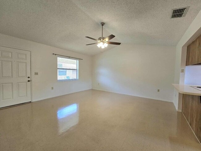 Building Photo - 3932 Spoonbill Ct