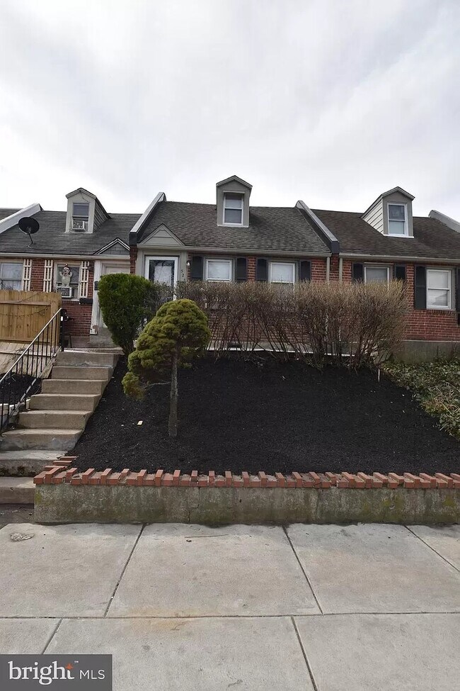 524 S 69th St, Upper Darby, PA 19082 Townhouse for Rent in Upper