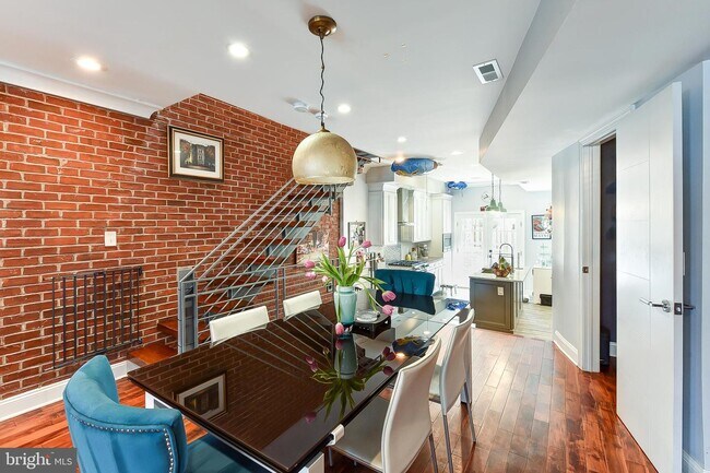 Foto del edificio - 335 8th St NE