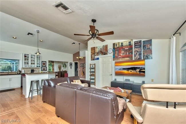 Building Photo - 256 Johnnycake Dr