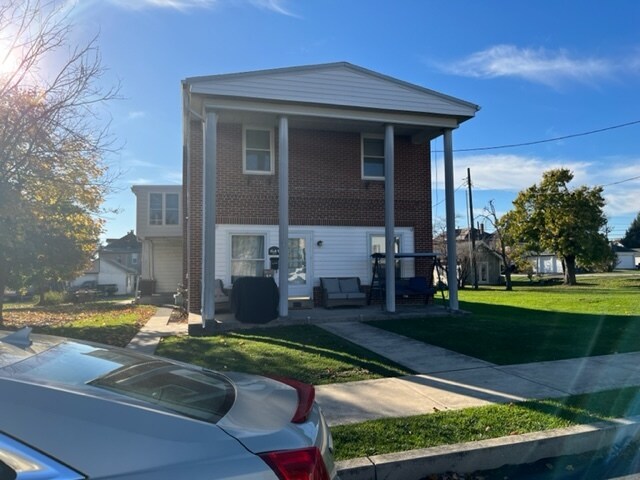 Front View - 641 N Chestnut St
