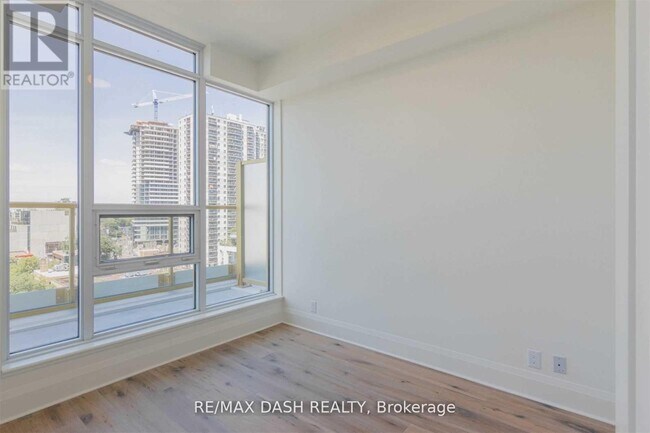 Photo du bâtiment - 151 Avenue Rd