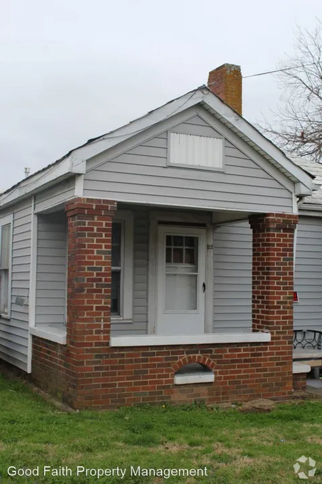 Building Photo - 120 E 20th St