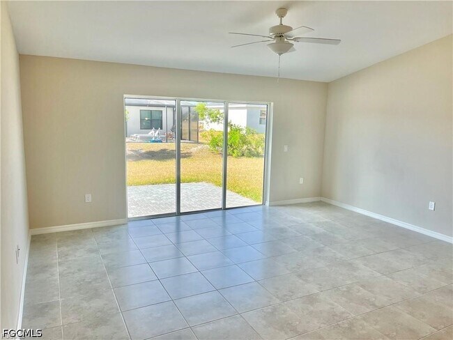 Foto del edificio - 2538 NW 24th Pl