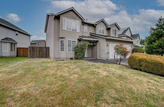 Photo - Salmon Creek 3 Bedroom with Yard! House