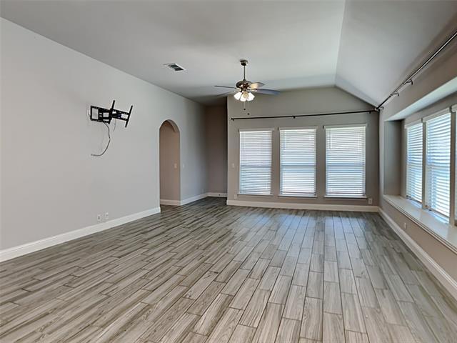 Building Photo - 3816 Noblewood Dr