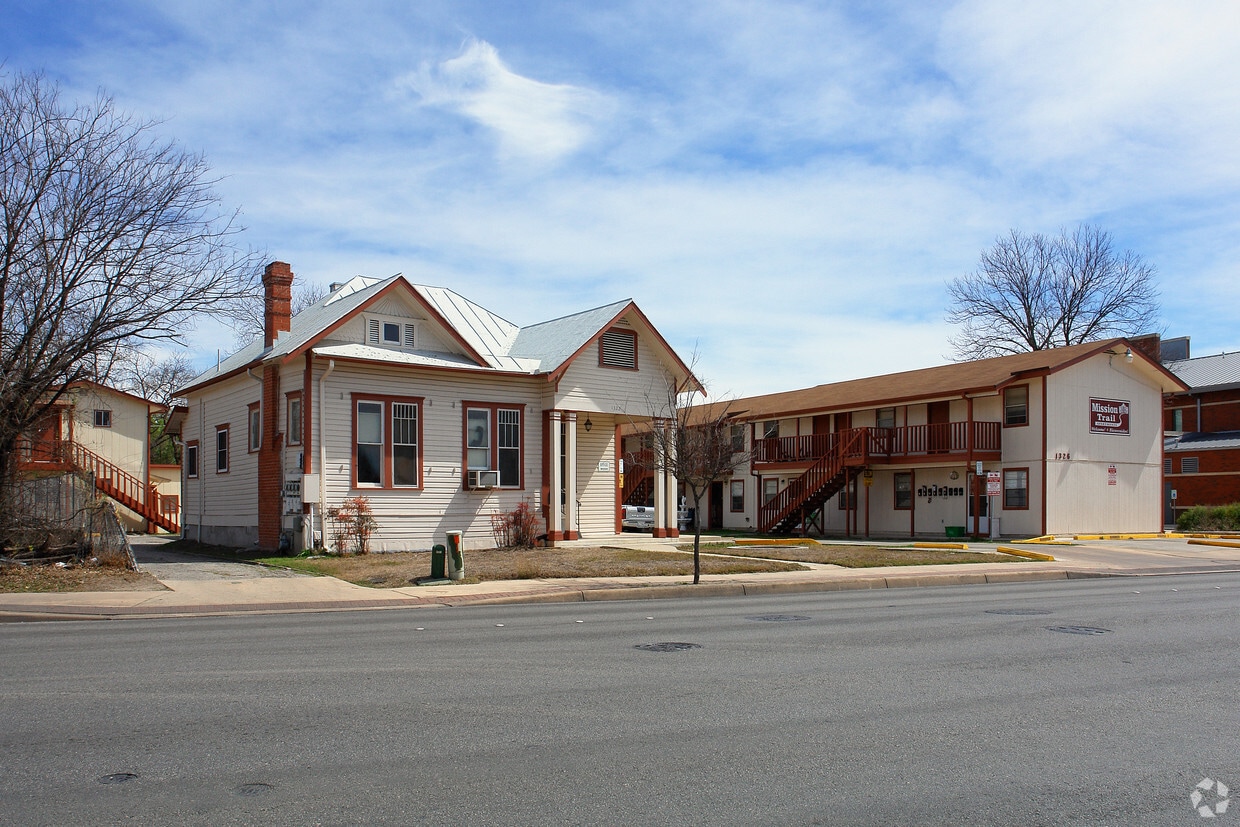 Primary Photo - Mission Trails Apartments