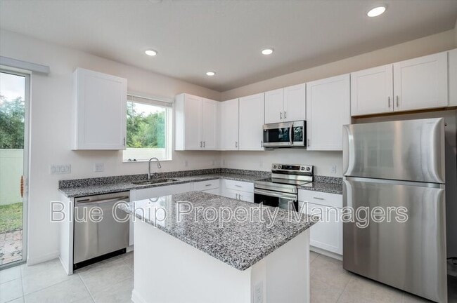 Building Photo - 34202 Rogallo Ln
