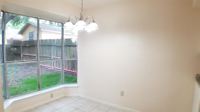 Building Photo - 3215 Dragonwick Dr