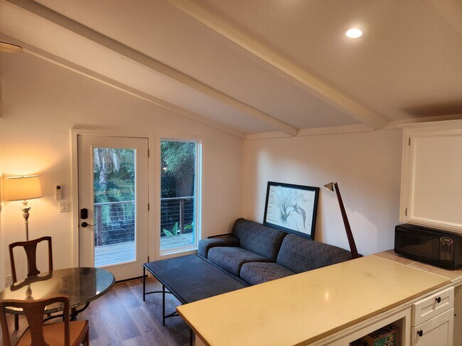 Living room - 9419 Mount Israel Rd