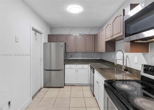 Foto del edificio - 14013 SW 90th Ave