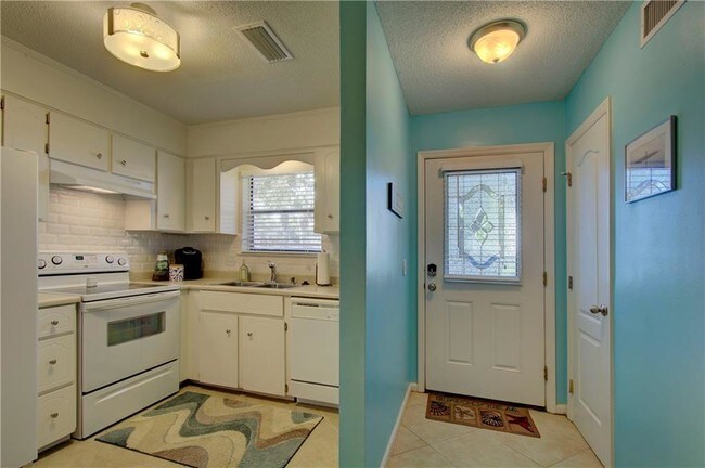 Foto del edificio - 104 Courtyard Villas Ln