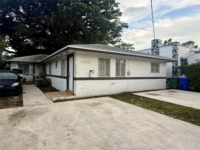 Building Photo - 1270 NW 39th St