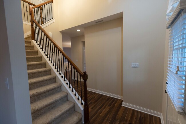 Foto del edificio - 1352 Pawtucket Dr