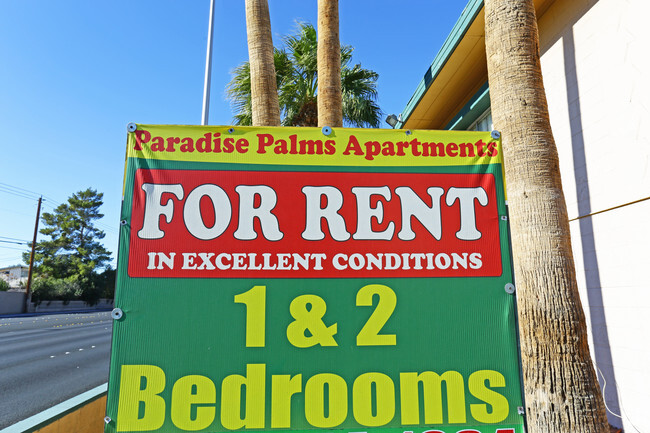 Foto del edificio - PARADISE PALMS Apartments