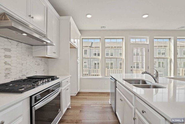 Foto principal - 7 Leahy Dr