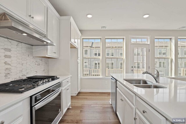 Primary Photo - 7 Leahy Dr