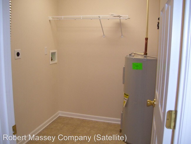 Building Photo - 110 Hurstfield Dr