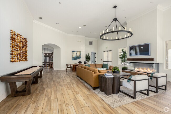 Casa club - Paseo Villas Apartments