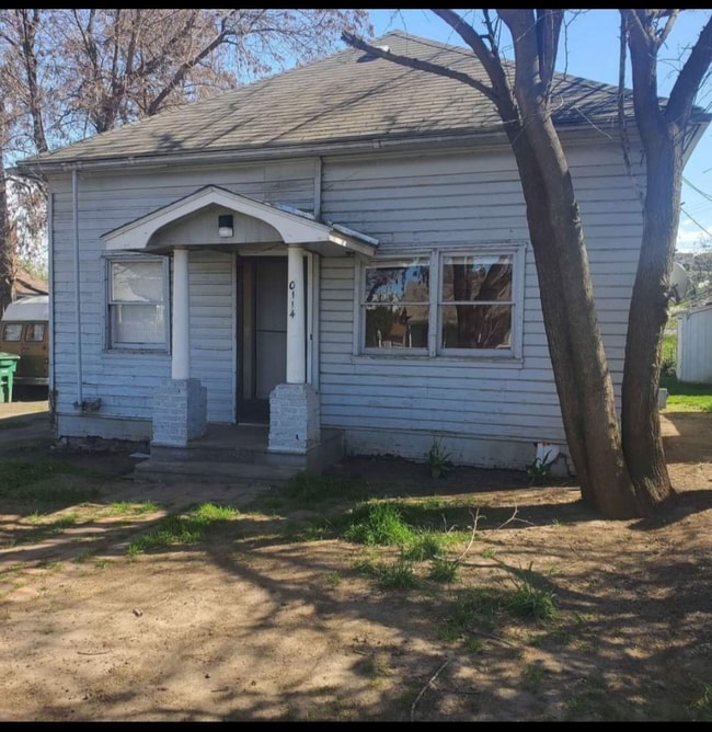 Building Photo - 114 24th St