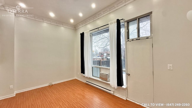 Photo du bâtiment - 50 Darras Crt