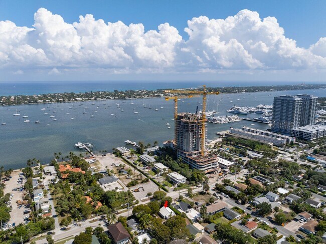 Foto del edificio - 4815 N Flagler Dr