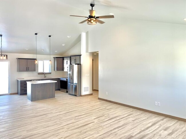 Building Photo - 2941 Bullfrog Ct