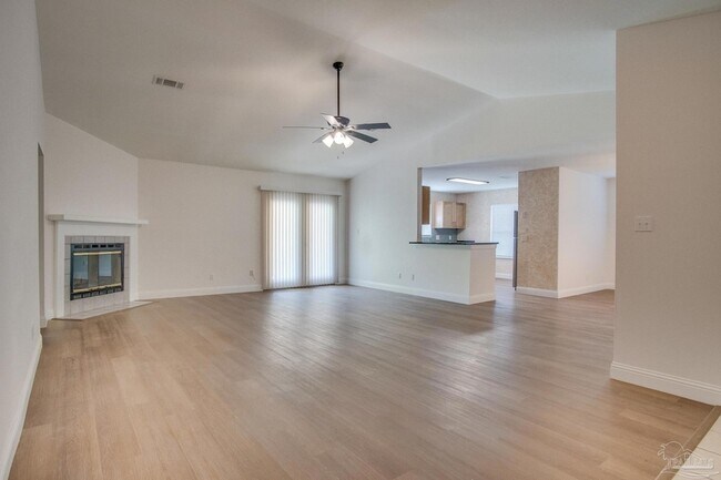 Foto del edificio - 4631 Northpointe Cir
