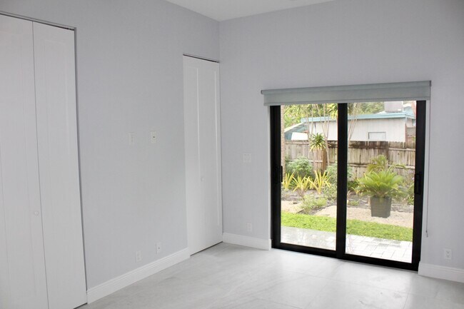 Foto del edificio - 3583 Gibbs Rd