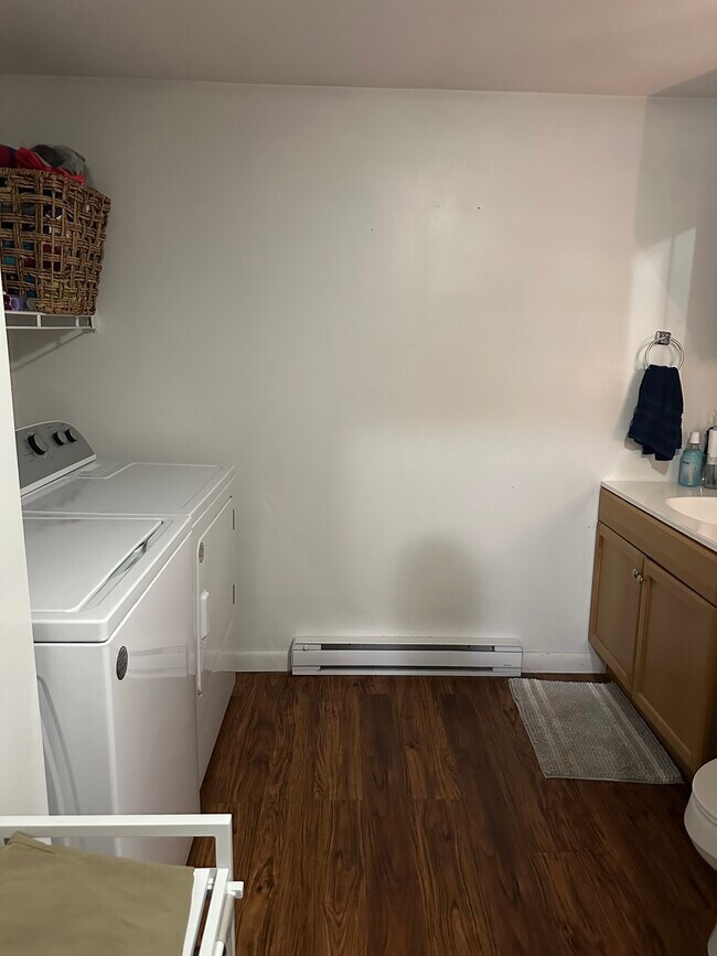 Building Photo - 15 LLC-65 Sailly Avenue