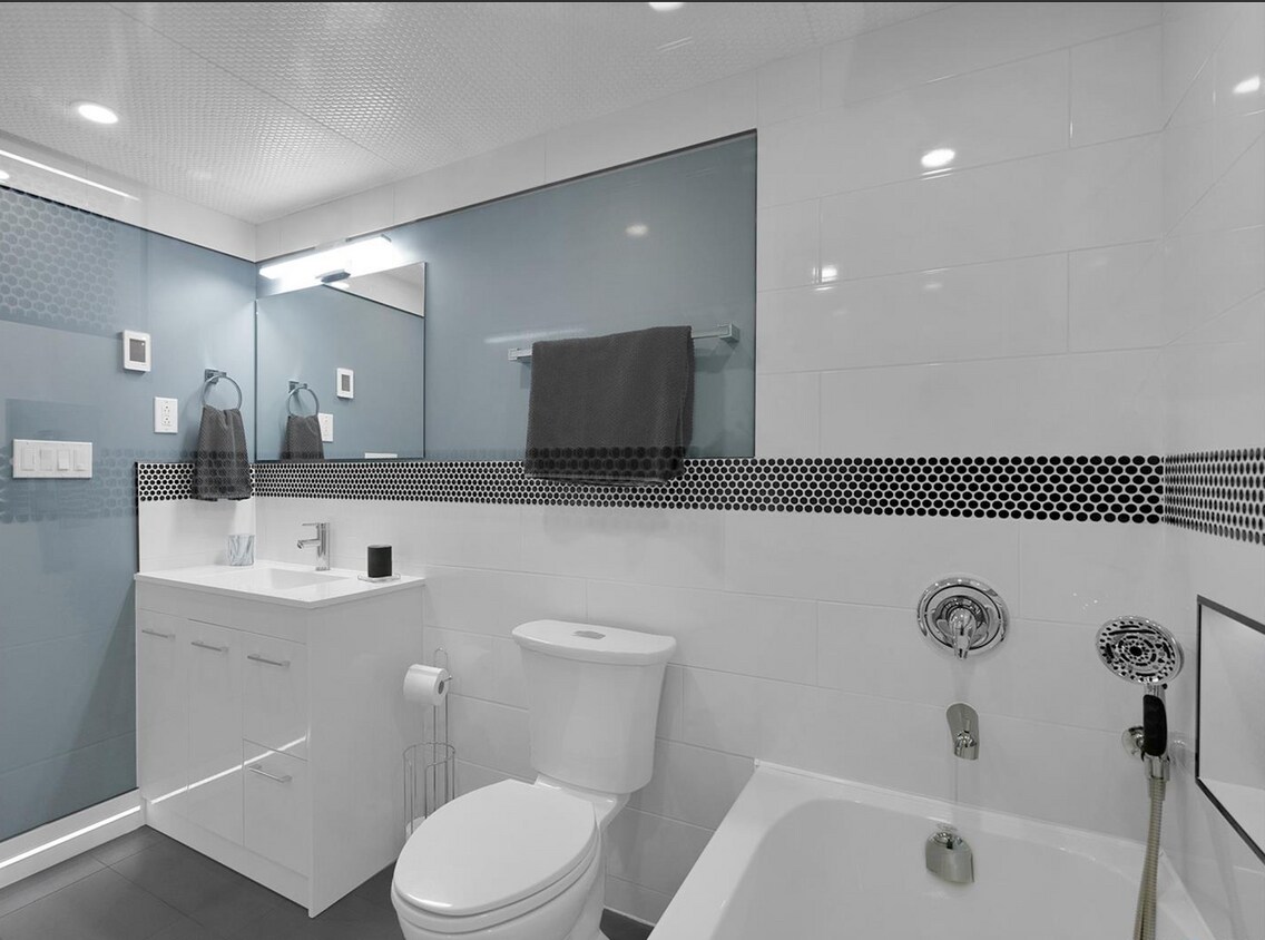 Photo du bâtiment - 2157 Rae St