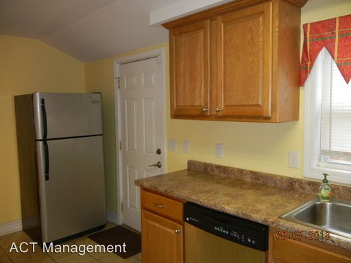 Foto del edificio - 114 S 14th St