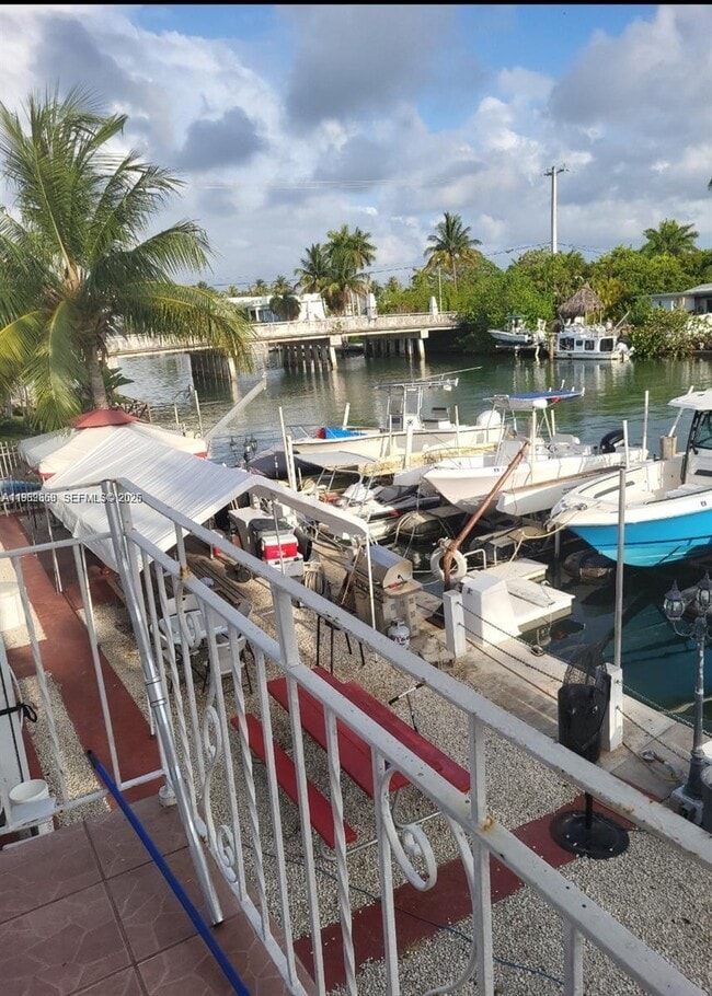 Building Photo - 2101 Calais Dr