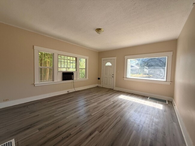 Building Photo - 3601 N Russet St